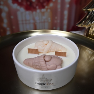 Świeca sojowa Świąteczne gnomy beżowe