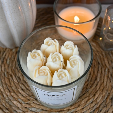 Świeca sojowa duże tulipany białe