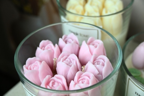 Świeca sojowa duże tulipany różowe